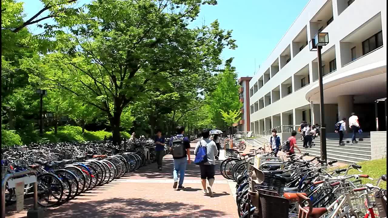 五万去日本留学可以吗知乎，日本留学去哪个中介